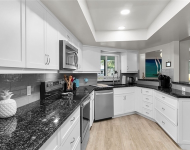 1337 Wisconsin Drive - Photo Thumbnail 9