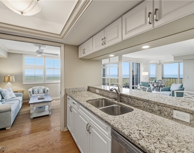 6361 Pelican Bay Boulevard - Photo Thumbnail 8