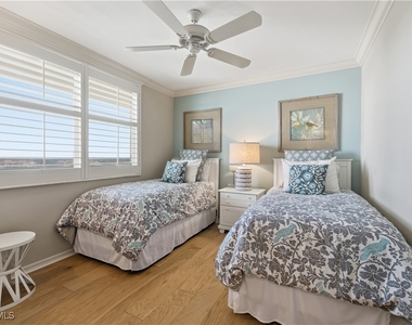 6361 Pelican Bay Boulevard - Photo Thumbnail 15