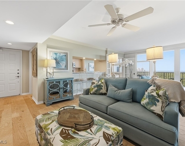 6361 Pelican Bay Boulevard - Photo Thumbnail 5