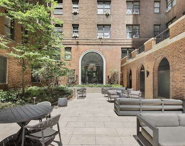 160 East 48th Street, Unit 6e-3 - Photo Thumbnail 7
