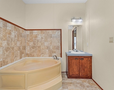 11261 Rose Road - Photo Thumbnail 19