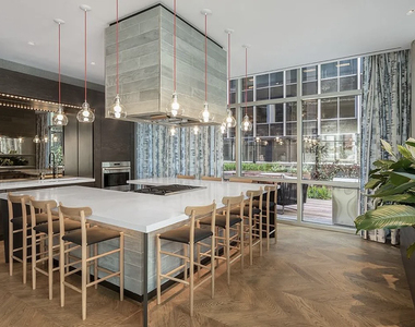 225 East 39th Street, Unit 28c - Photo Thumbnail 9