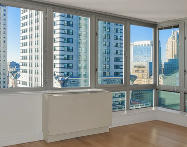 150 East 44th Street, Unit 18h - Photo Thumbnail 8