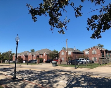 3801 College Main Street - Photo Thumbnail 3