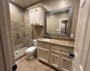 1014 Roxella Street - Photo Thumbnail 23