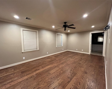 1014 Roxella Street - Photo Thumbnail 14