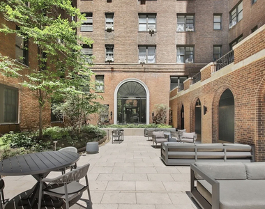 160 East 48th Street, Unit 14-l2 - Photo Thumbnail 7