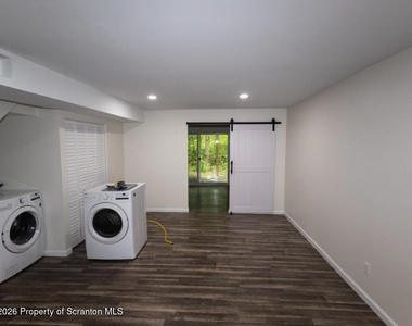 1273 Chateau Drive - Photo Thumbnail 22