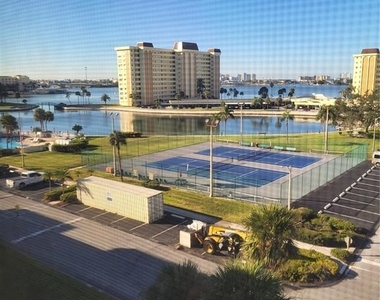 4650 Cove Circle - Photo Thumbnail 5