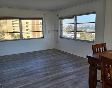4650 Cove Circle - Photo Thumbnail 1