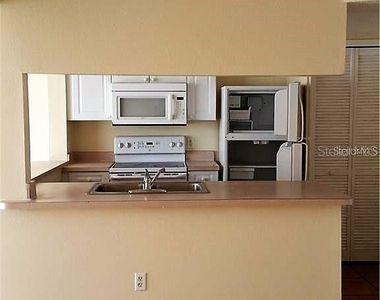 251 Caribbean Drive - Photo Thumbnail 3