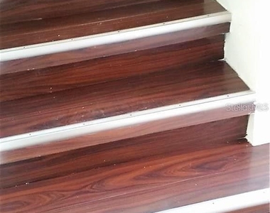 251 Caribbean Drive - Photo Thumbnail 8