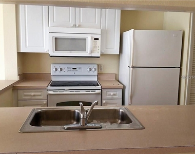 251 Caribbean Drive - Photo Thumbnail 2