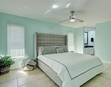 238 Sw Grove Avenue - Photo Thumbnail 16