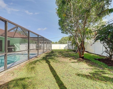 238 Sw Grove Avenue - Photo Thumbnail 41