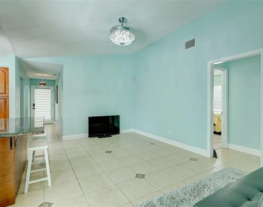 238 Sw Grove Avenue - Photo Thumbnail 25