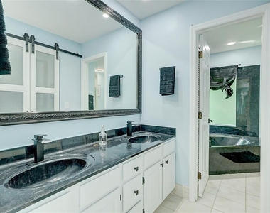 238 Sw Grove Avenue - Photo Thumbnail 20