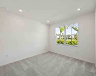 16397 Preservation Boulevard - Photo Thumbnail 7