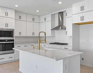 16397 Preservation Boulevard - Photo Thumbnail 16
