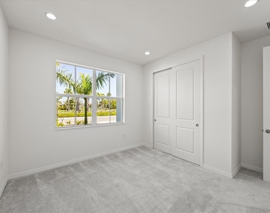 16397 Preservation Boulevard - Photo Thumbnail 8
