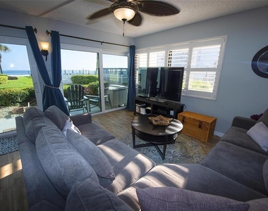 1571 S Atlantic Avenue - Photo Thumbnail 1