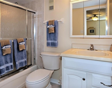 1571 S Atlantic Avenue - Photo Thumbnail 3