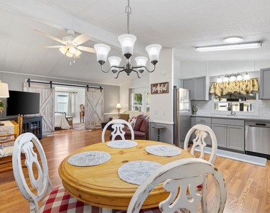 732 Royal Palm Avenue - Photo Thumbnail 1