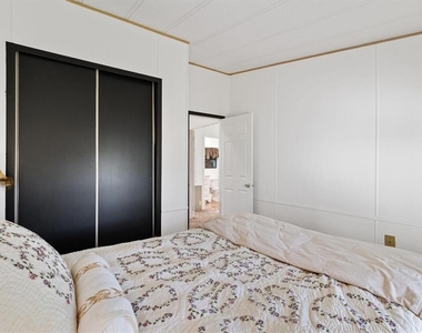 732 Royal Palm Avenue - Photo Thumbnail 16