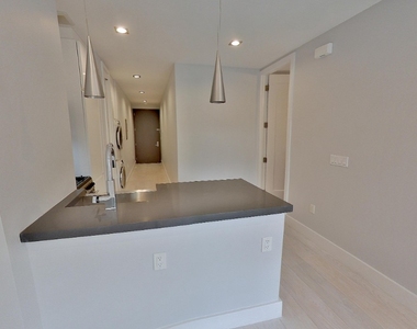 195 Stanton Street - Photo Thumbnail 3