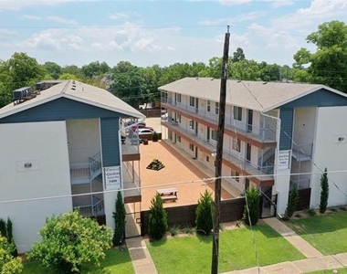 5404 Reiger Avenue - Photo Thumbnail 14