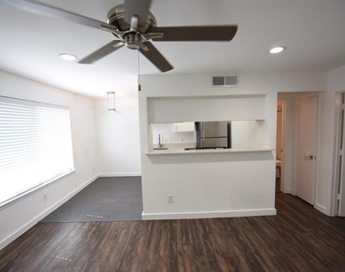 5404 Reiger Avenue - Photo Thumbnail 3