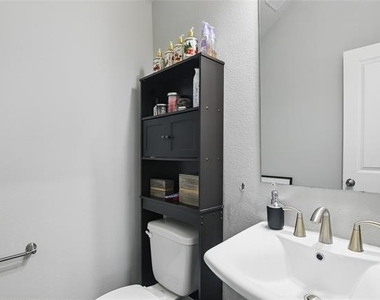 1164 Red Hawk Lane - Photo Thumbnail 18
