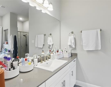 1164 Red Hawk Lane - Photo Thumbnail 12
