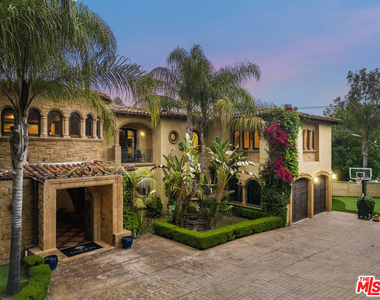 18607 Cassandra Street - Photo Thumbnail 1