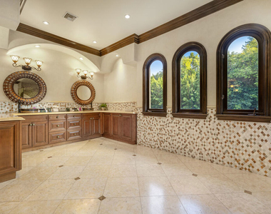 18607 Cassandra Street - Photo Thumbnail 28