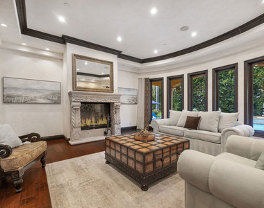 18607 Cassandra Street - Photo Thumbnail 13