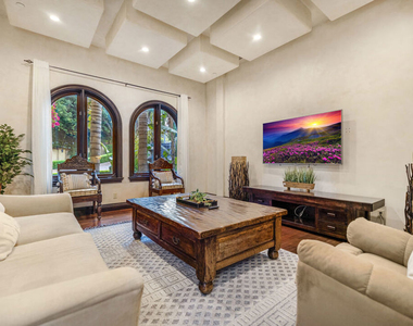 18607 Cassandra Street - Photo Thumbnail 3