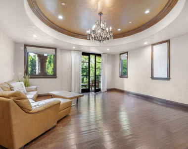 18607 Cassandra Street - Photo Thumbnail 22