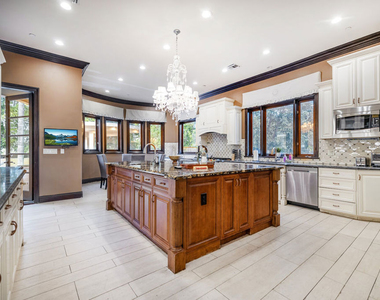 18607 Cassandra Street - Photo Thumbnail 18