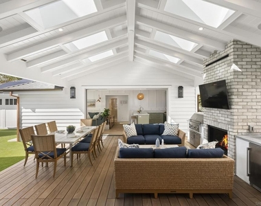 1059 Ocean Blvd - Photo Thumbnail 17
