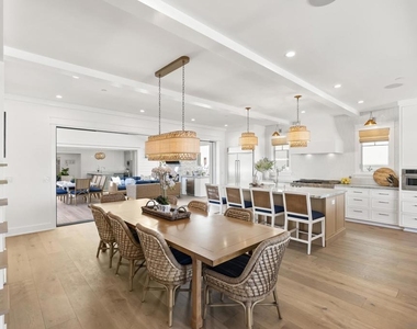 1059 Ocean Blvd - Photo Thumbnail 7