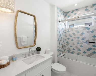 1059 Ocean Blvd - Photo Thumbnail 12