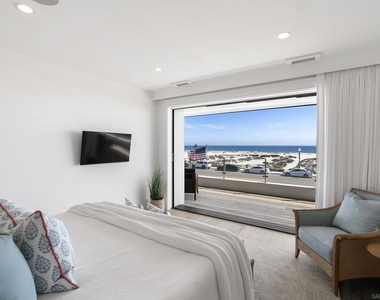 1059 Ocean Blvd - Photo Thumbnail 13