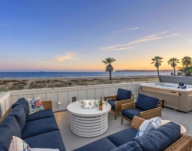 1059 Ocean Blvd - Photo Thumbnail 2