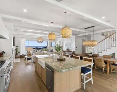 1059 Ocean Blvd - Photo Thumbnail 8