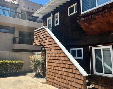 8151 Camino Del Oro - Photo Thumbnail 29