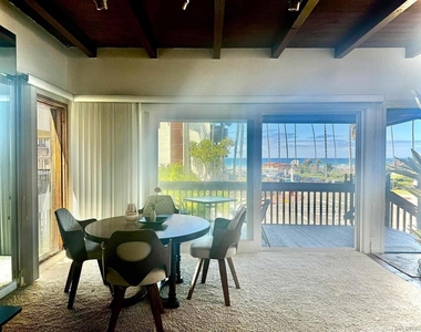 8151 Camino Del Oro - Photo Thumbnail 10