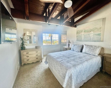 8151 Camino Del Oro - Photo Thumbnail 21