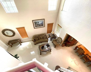 10454 Galleria Street - Photo Thumbnail 11